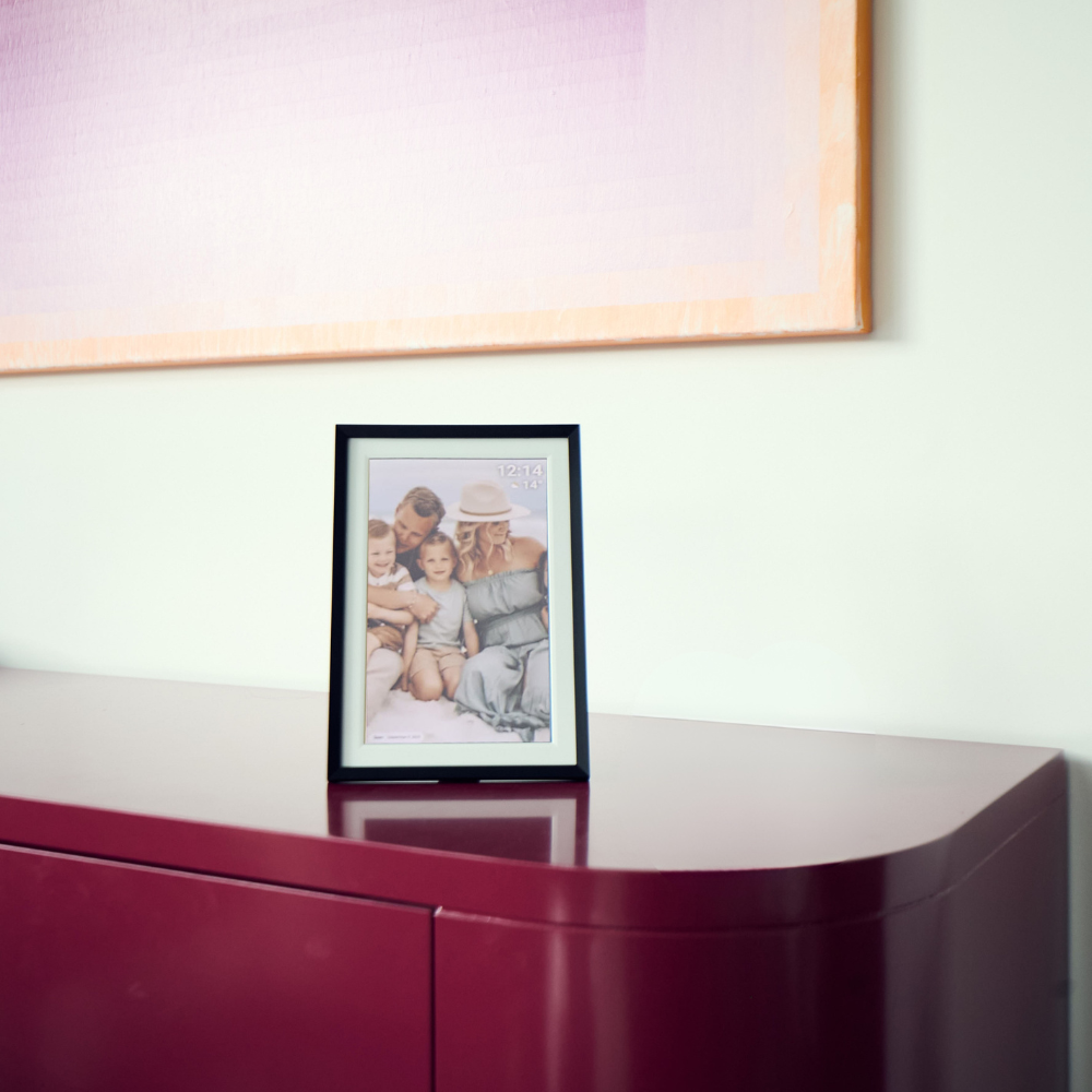Momnt 10.1&quot; Frameo Digital Photo Frame - Interchangeable Frames